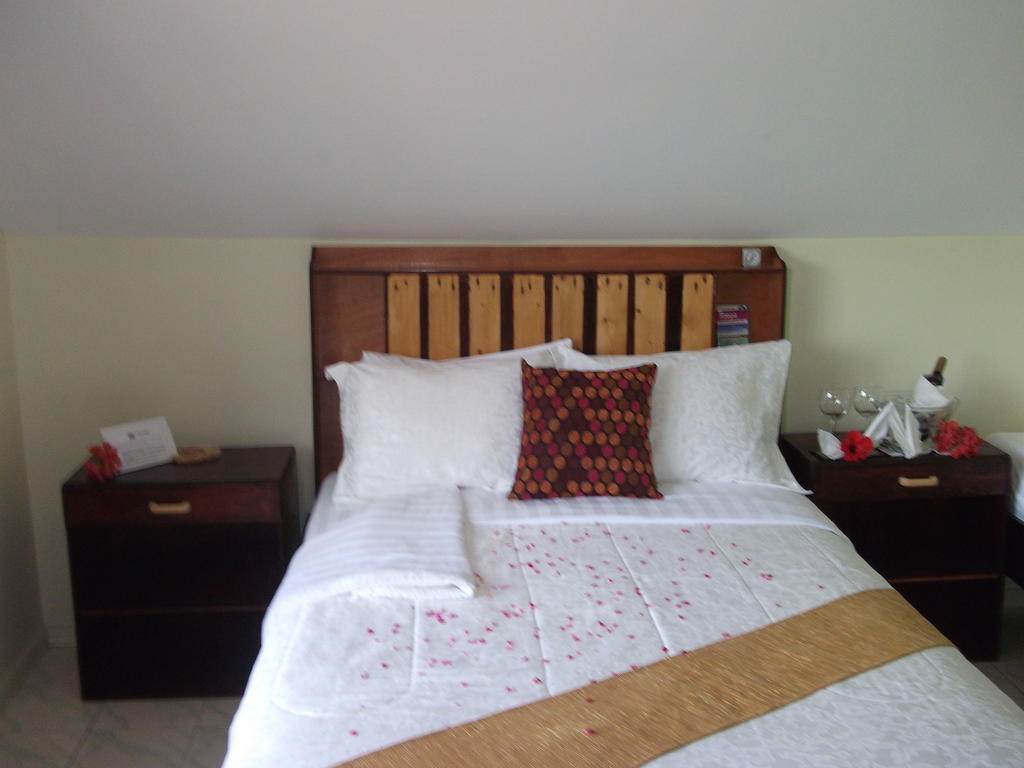 Malau Lodge Nuku'alofa Eksteriør bilde