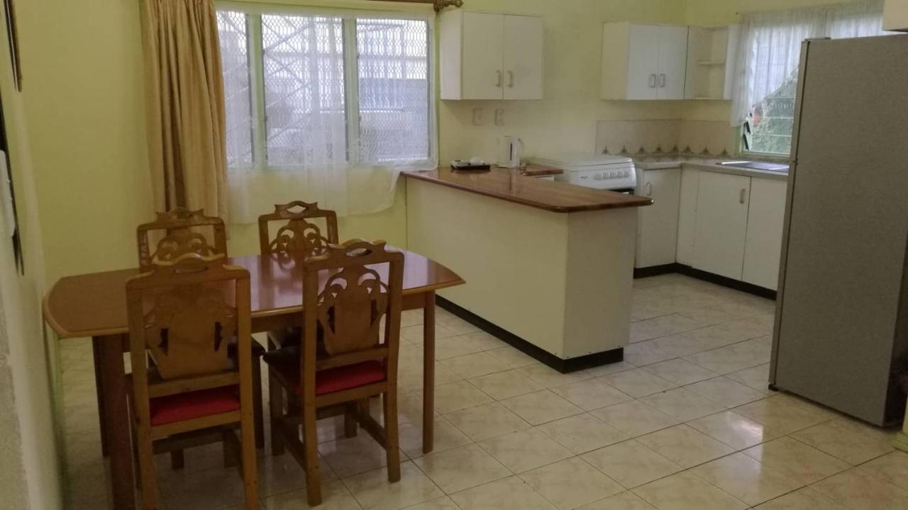 Malau Lodge Nuku'alofa Eksteriør bilde